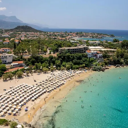 Spiti Nicola Feriehus Stoúpa