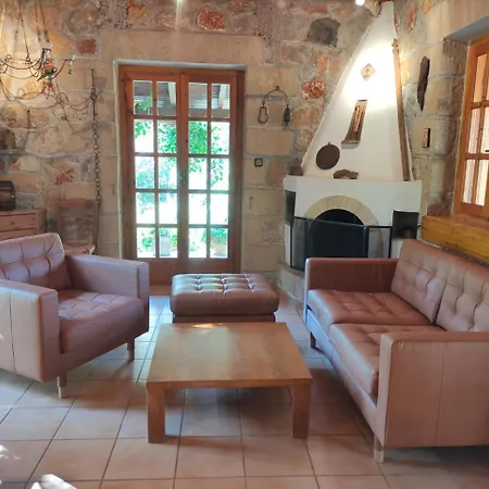 Feriehus Spiti Nicola Stoúpa